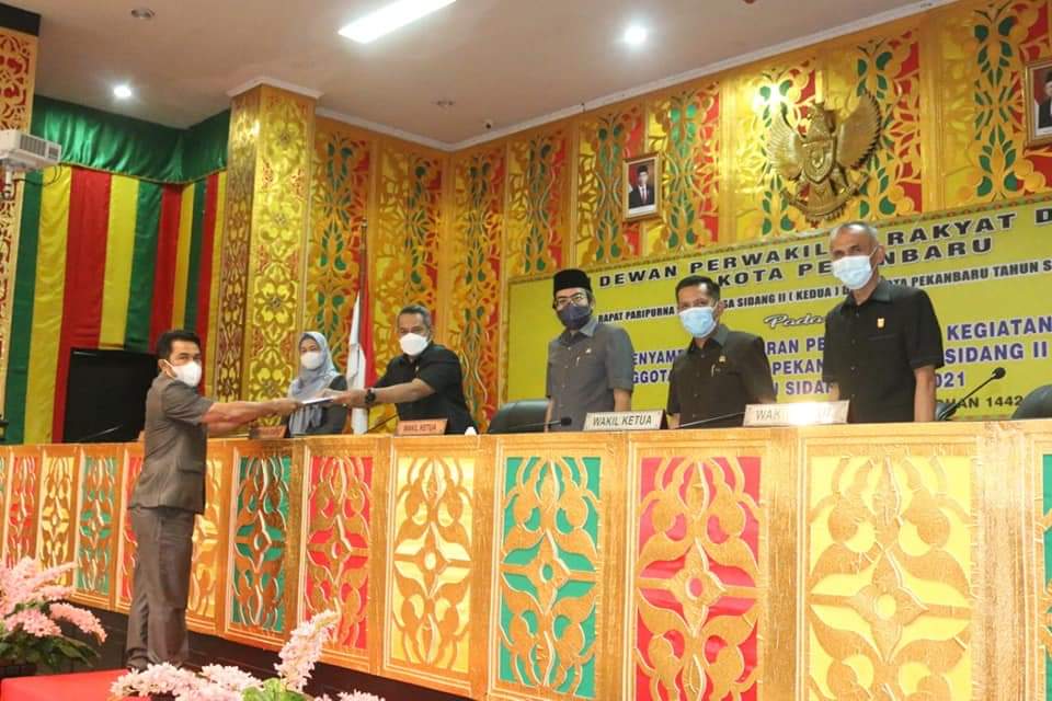 1619516780-Forletnews com-perwakilan anggota DPRD 6 Dapil sampaikan resesnya