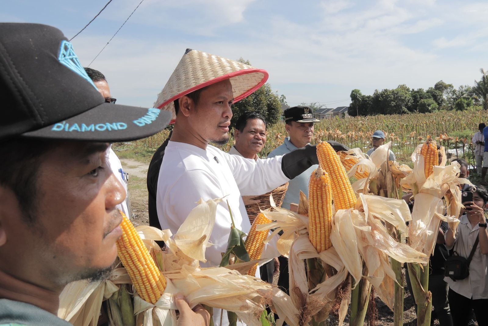 1756989822-OpiniRiau com-1